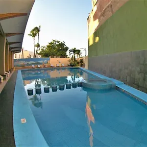 2* Hotel Playa Bonita