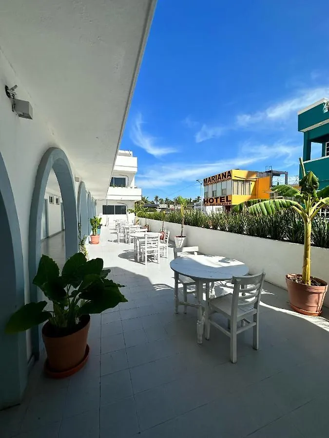 Creta Hotel & Suites Mazatlan